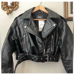 Zara Women's Sleek Black Leather Biker Jacket